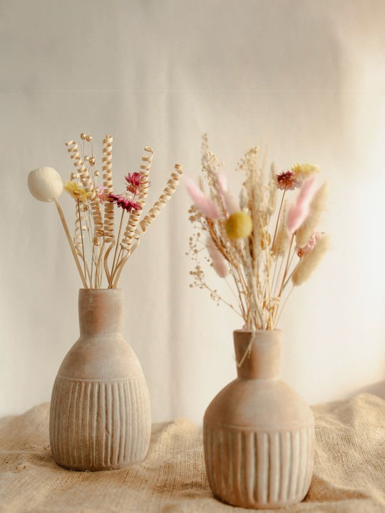 Handcrafted Ceramic Vase with Dried Flowers – Minimal Home Décor Table Vase Set